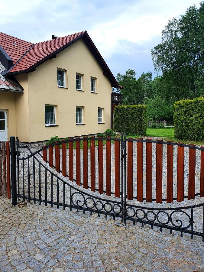 Apartmany Srni U Hlinska Hlinsko Exterior foto