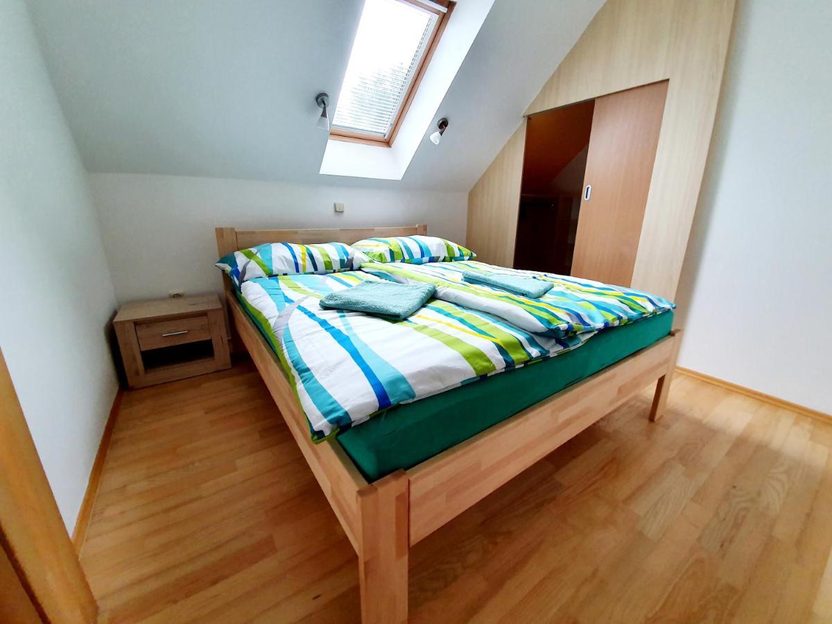 Apartmany Srni U Hlinska Hlinsko Exterior foto
